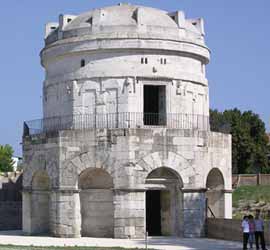 Ravenna - Mausoleo di Teodorico